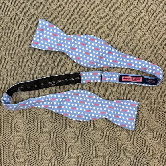 Vineyard Vines Kids' Blue Polka Dot Bow Tie Adjustable Sizing - Picture 1 of 6